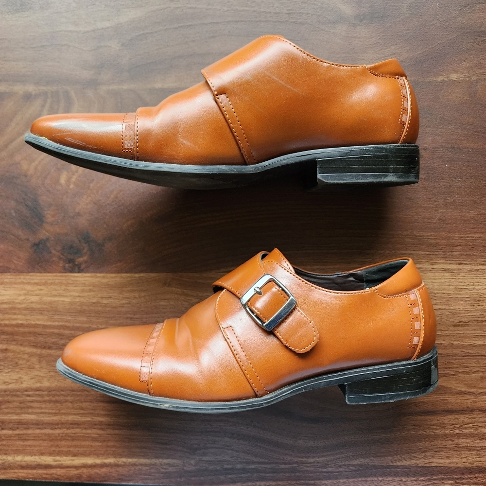 Stacy Adams Brown Dress Shoes with Velcro Strap - Picture 3 of 11